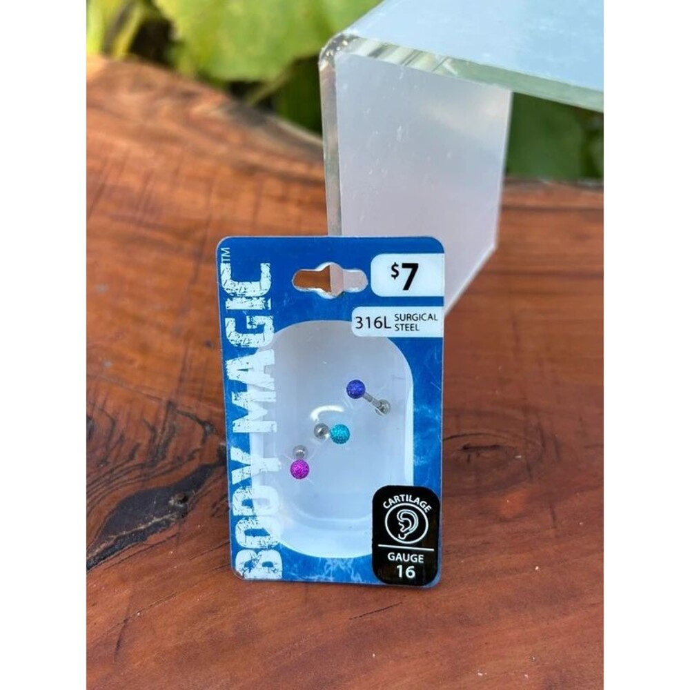 Body Magic 16-gauge 316L surgical steel cartilage body jewelry